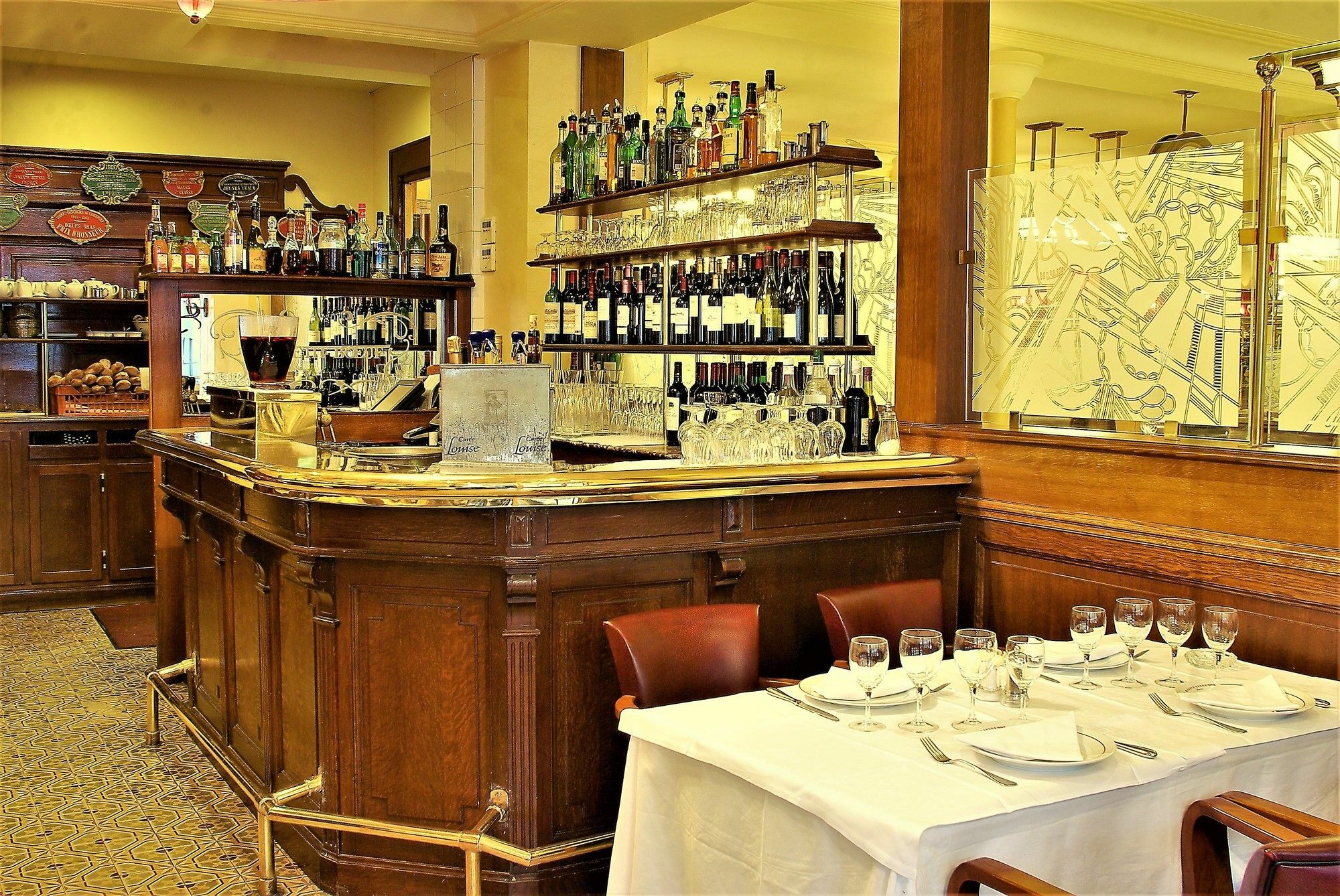 Hotel Restaurant Au Boeuf Couronne Paris Exterior foto